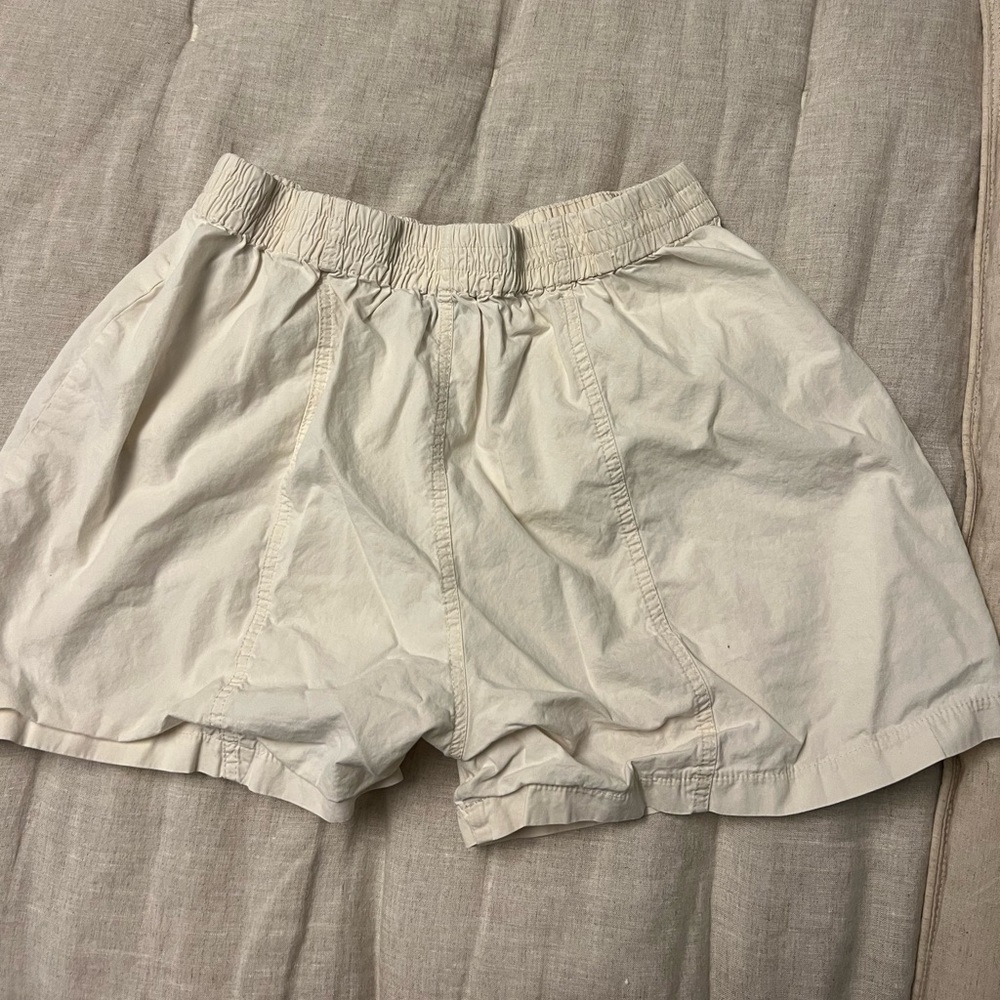 Danielle Guizio Tan boxer shorts - Picture 2 of 5